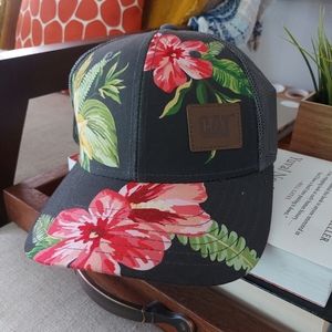 Women's CAT trademark cap